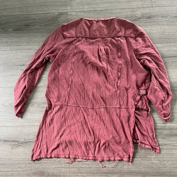 Free People Stargazer Henley Faded Red Boho 3/4 Sleeve Roll Tab Size XS - Picture 7 of 8